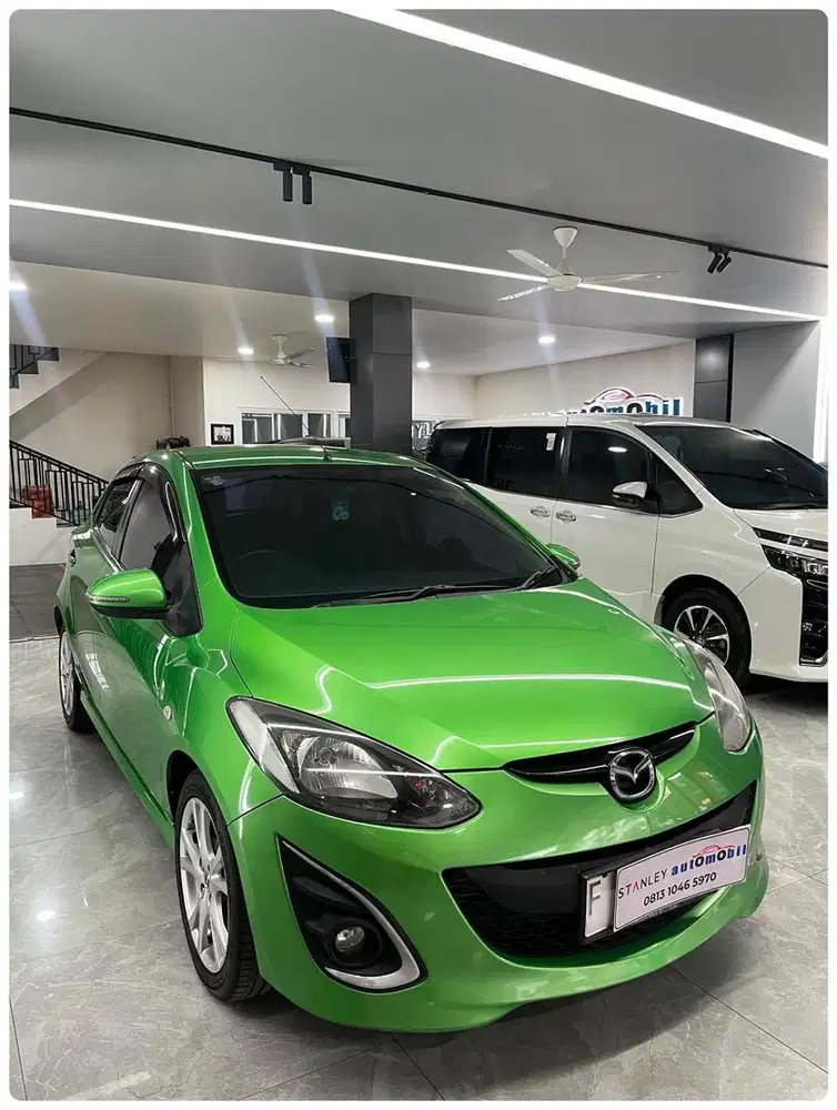 MAZDA 2 1.5 R AT 2012