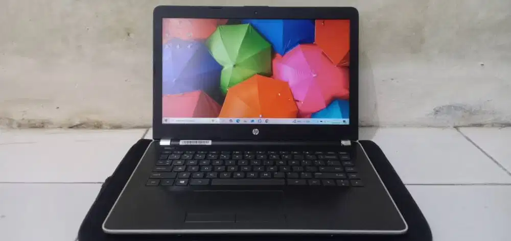 Laptop merk Hp tipe 14-bw SLIM, AMD A9 Gen 7, RAM 4 SSD 128, NORMAL