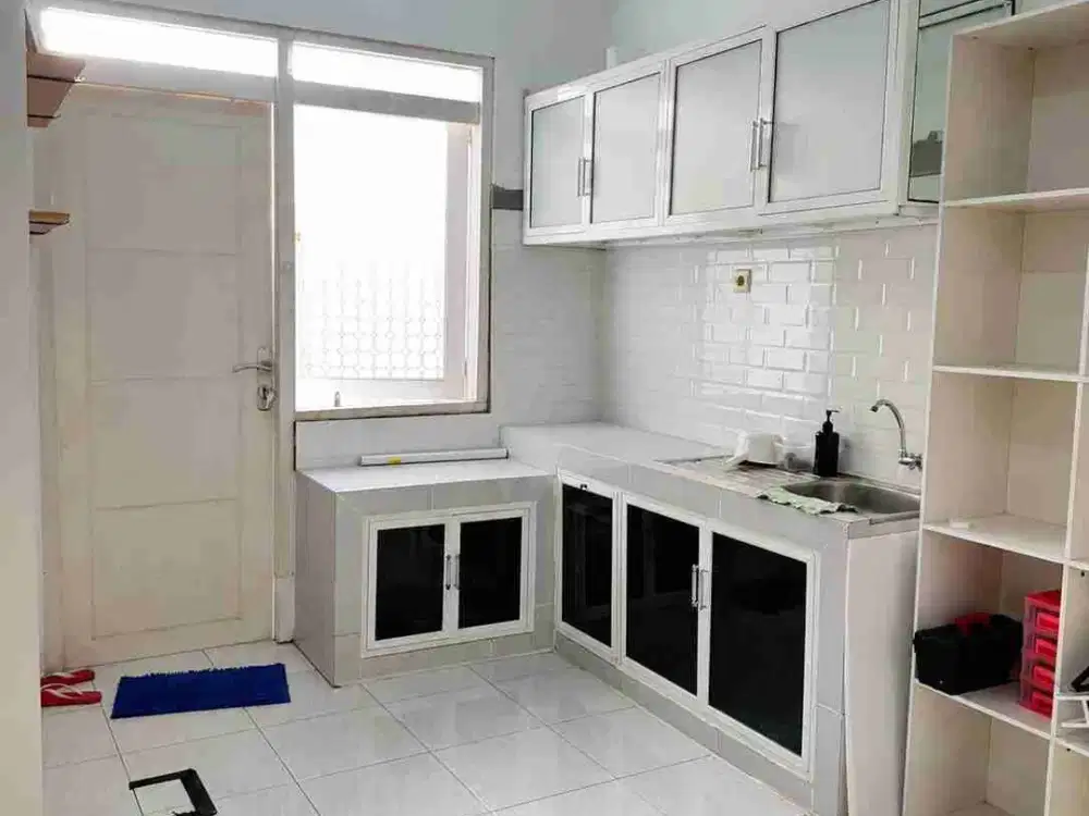 Wisma Lidah Kulon siap huni dkt wiyung citraland