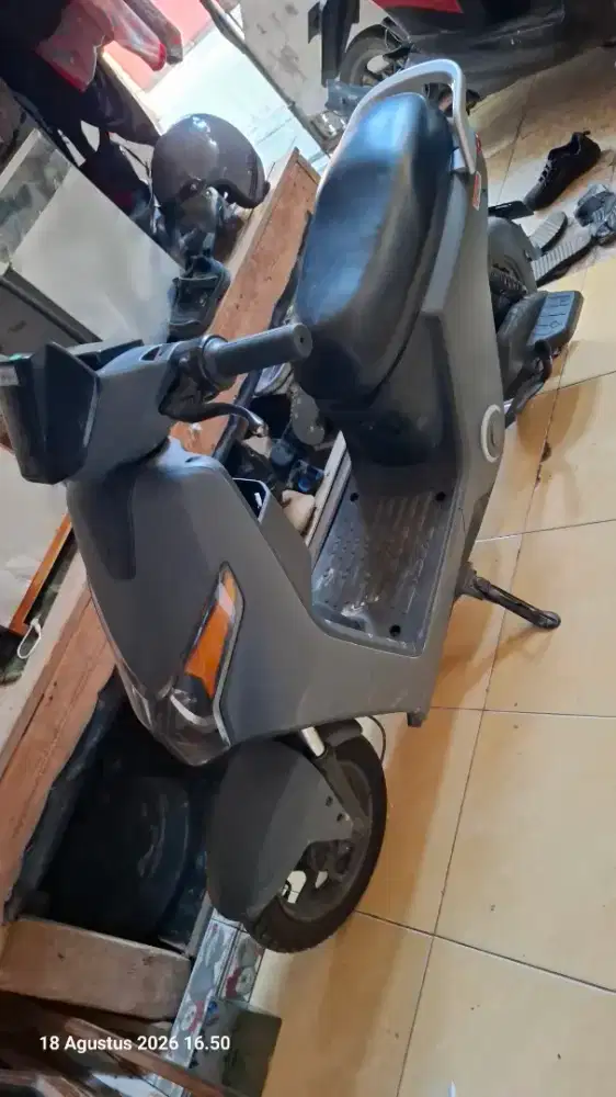 Sepeda listrik UWINFLY