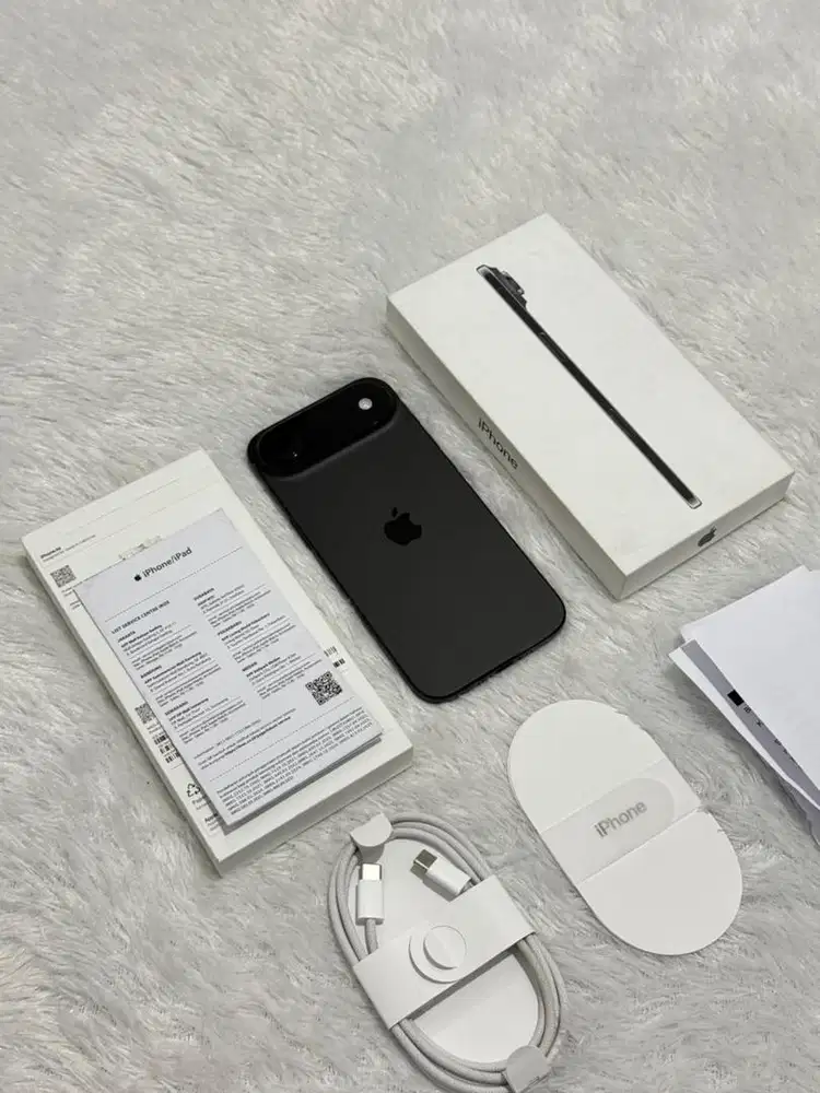 iPhone 17 Air 256GB Resmi iBox Garansi 8 April 2027 - Space Black