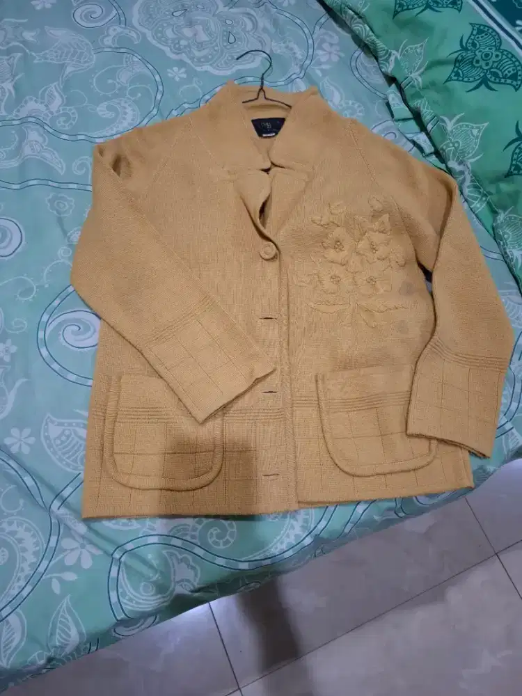 Blazer kuning vintage