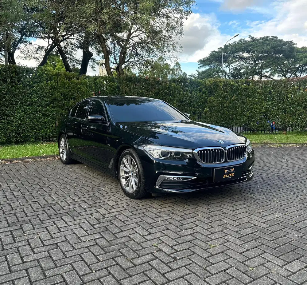 [ PAJAK PANJANG ] BMW 520i Luxury G30 2019