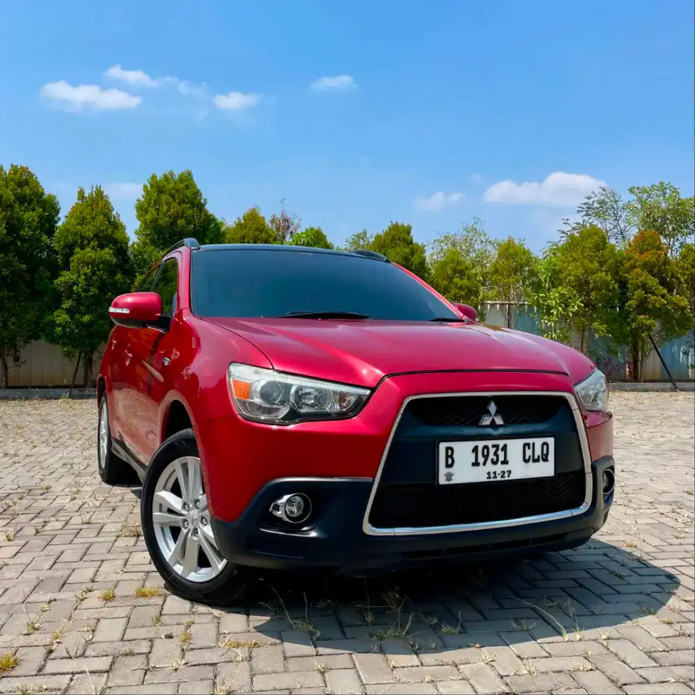 Mitsubishi Outlander px