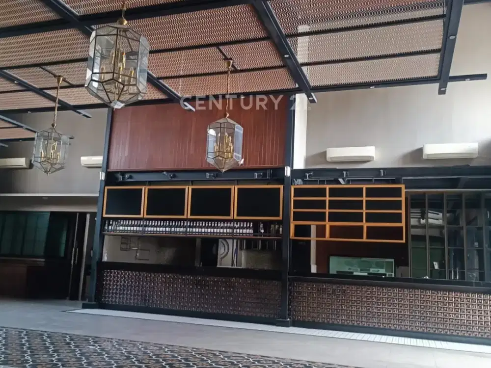 DISEWAKAN GEDUNG BAGUS SIAP PAKAI UNTUK KAFE RESTAURANT DI CIPETE