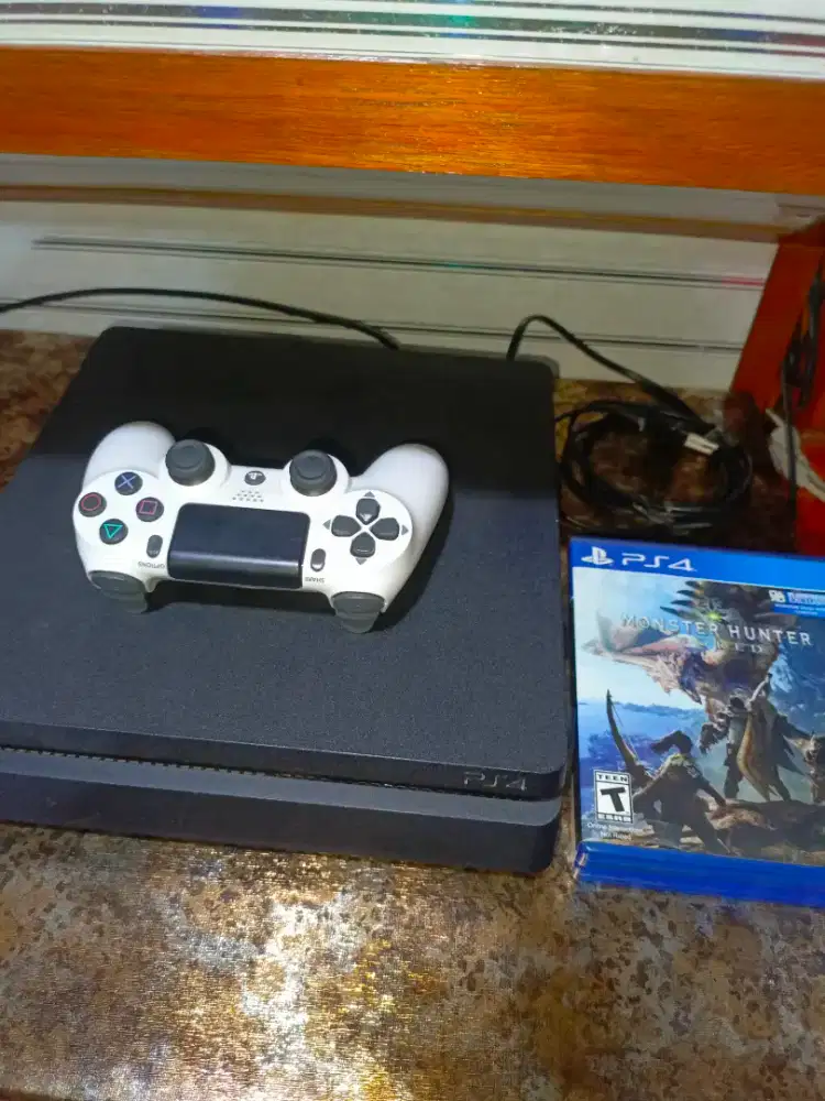 JUAL PS 4 SLIM 1TB SERI 22 TERTINGGI