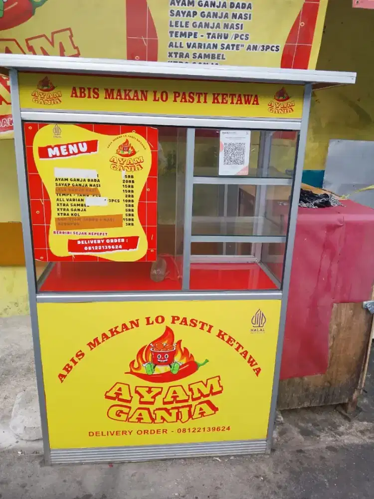 Etalase jualan mulus