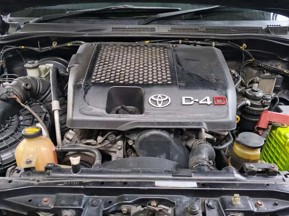 Toyota Fortuner VNT 2013 G TRD AT