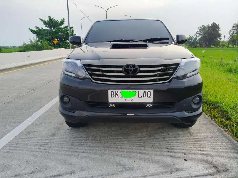 Toyota Fortuner VNT 2013 G TRD AT