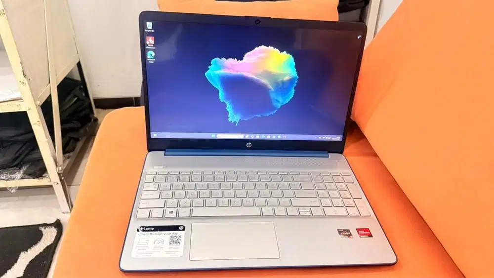 Laptop Desain HP 15 EF2X Ryzen 5 5500