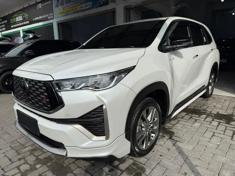 Zenix Q TSS Hybrid Modelista 2025 Putih