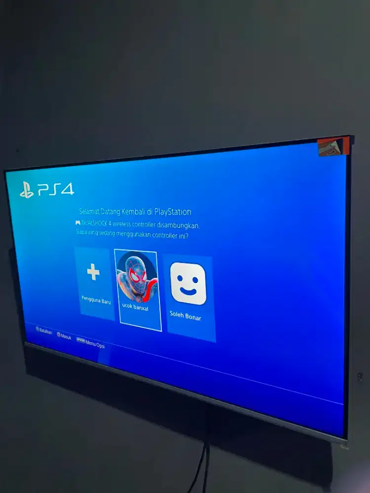 Tv tcL 43 inch smart tv
