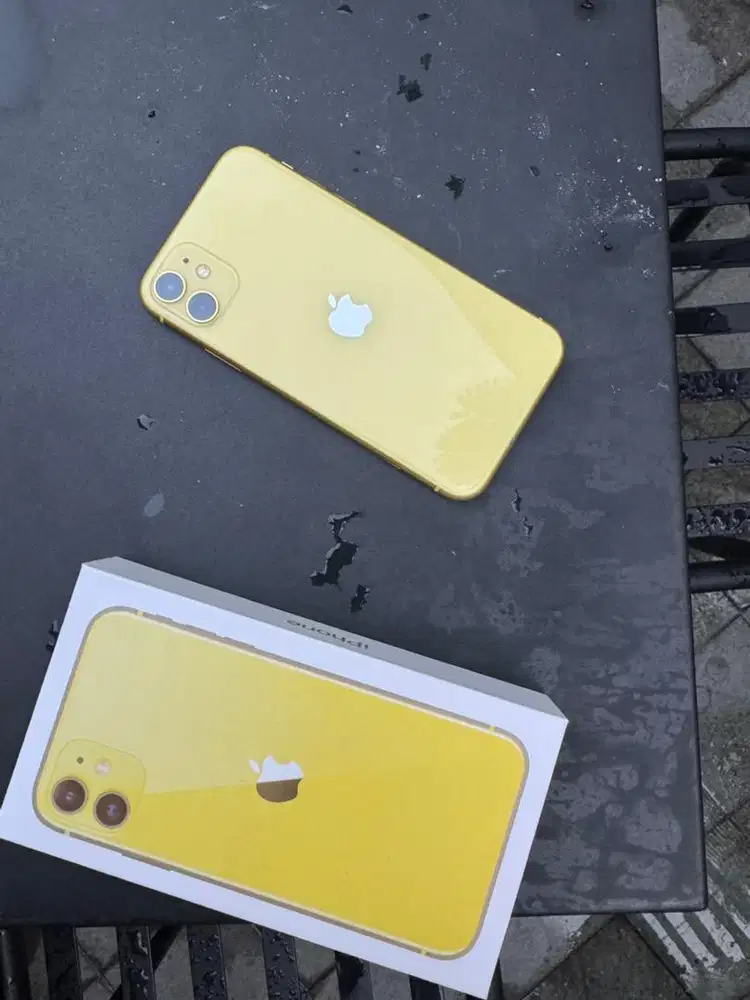 Iphone 11 128gb ada karya apple