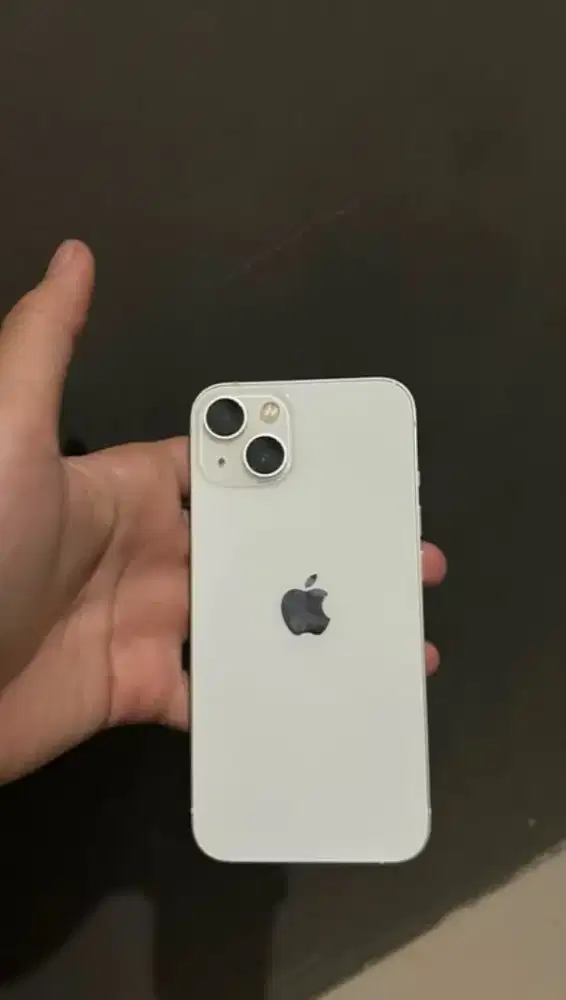 iPhone 13 128GB Starlight iBox Fullset | BH 85% | Mulus ada dent dikit