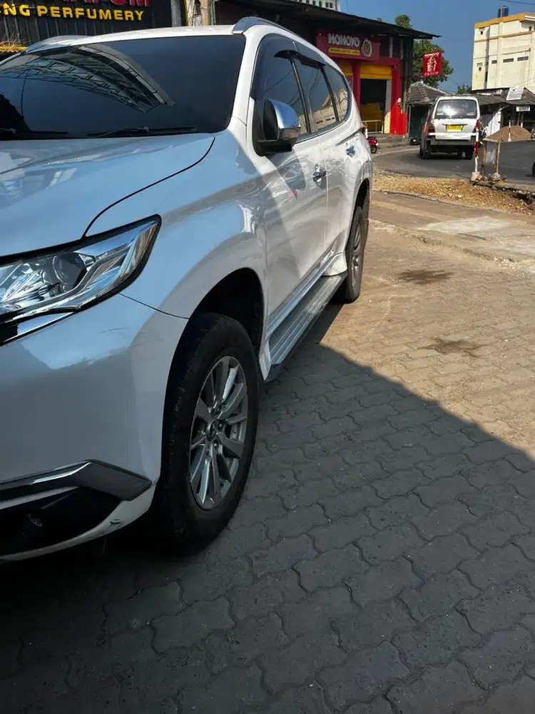 Dijual pajero sport exceed
