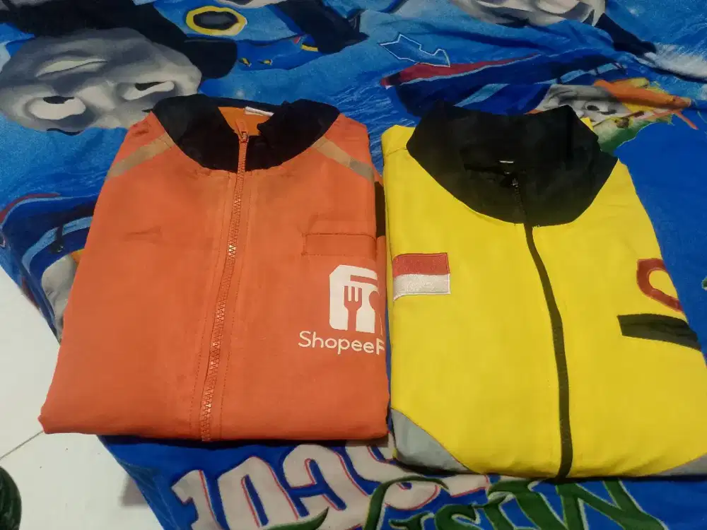 Jaket bekas masih bagus