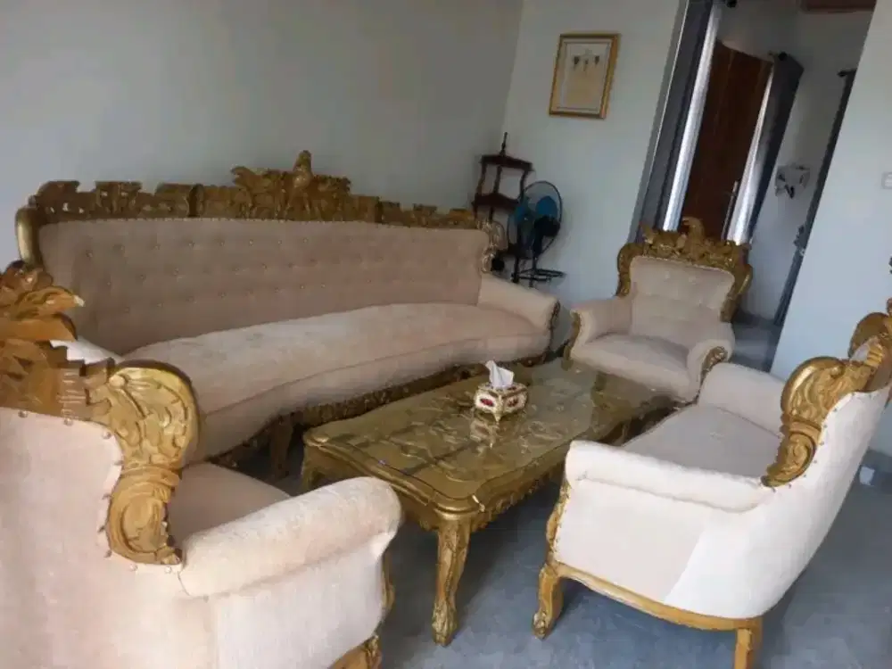 Kursi ruang tamu kondisi mulus