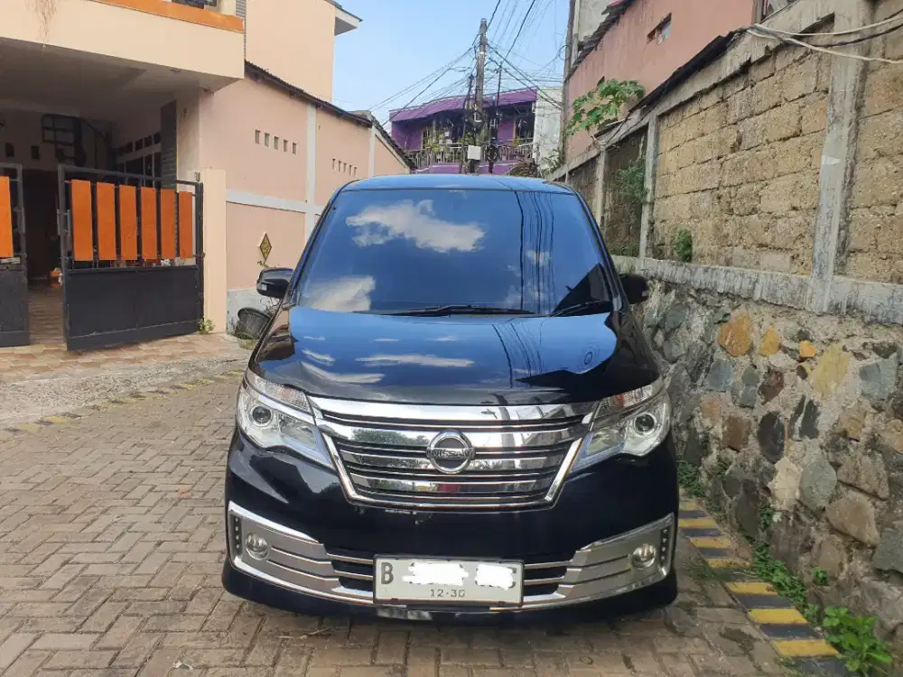 Serena Autech 2015 Hitam