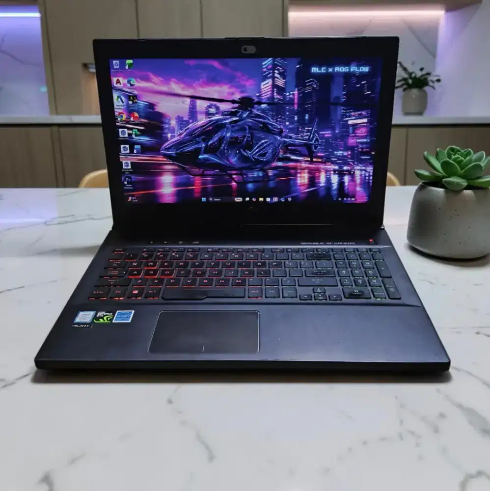 VRAM 8GB !! Asus ROG Zephyrus GM501 Siap Rendering