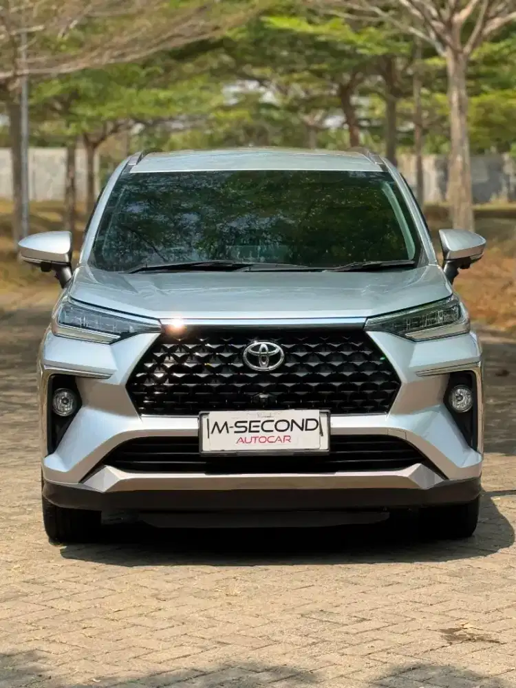 Toyota Veloz Q 1.5 CVT 2022 AT