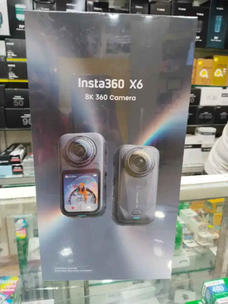 INSTA360 X6 8K ESSENTIAL BUNDLE