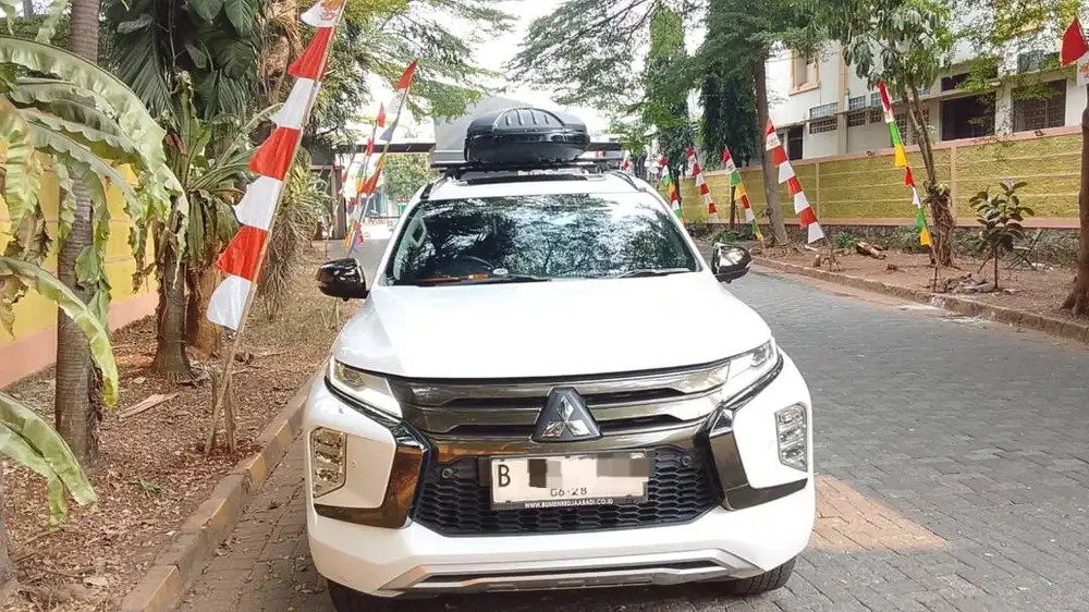 Mitsubishi Pajero Sport 2.4 4x2 AT Full Aksesoris