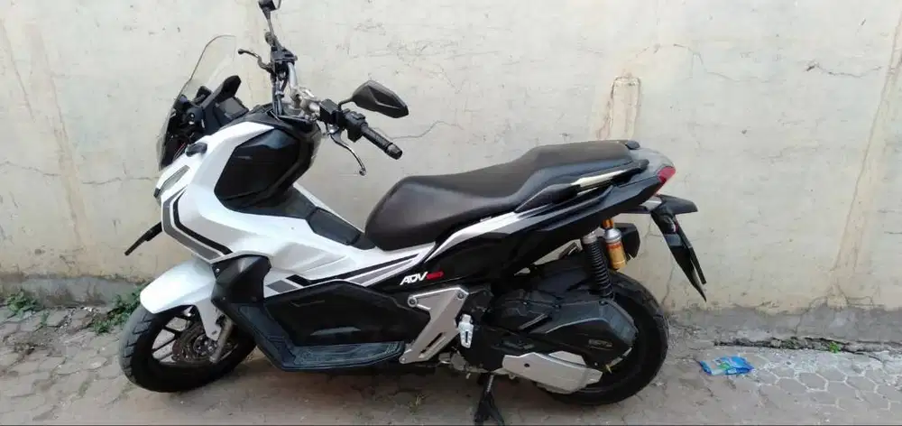 JUAL ADV 150 MASIH MULUS