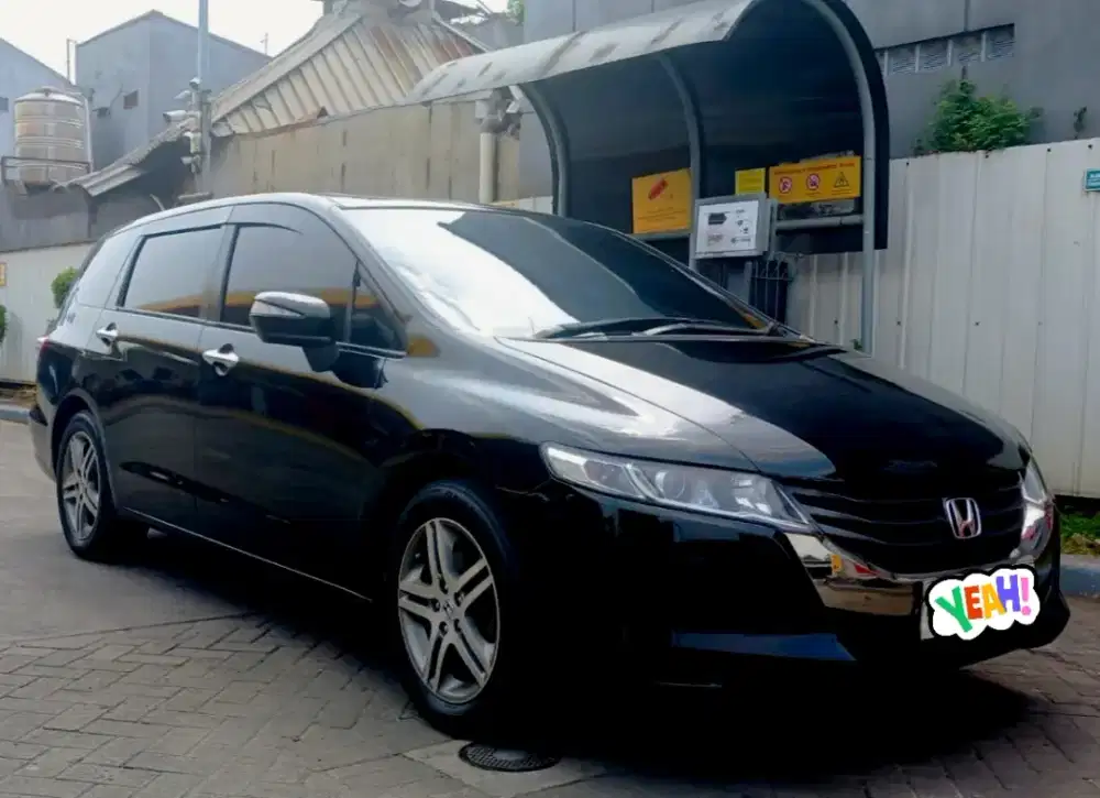 HONDA ODYSSEY RB3 2010 SUNROOF ISTIMEWAH