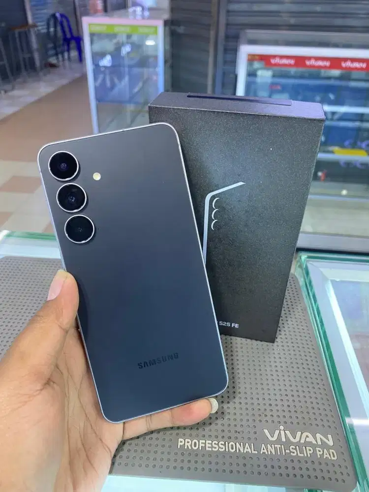 Samsung s 25 fe 8/256