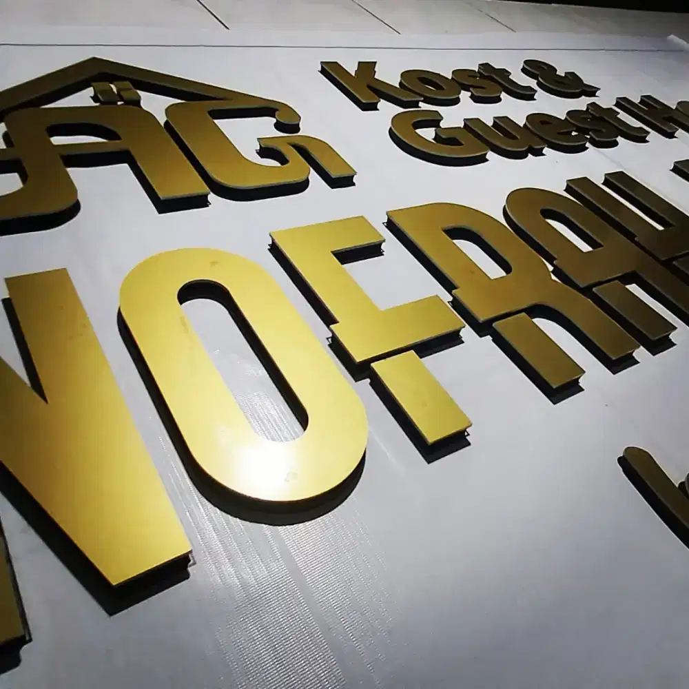 Huruf timbul akrilik, papan nama kost ekslusif, neonbox toko & kantor