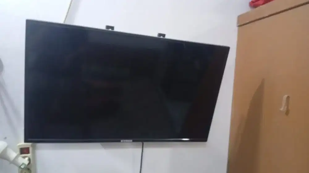 Di jual Vitron LED Smart TV 32 Inch (Tipe LTV-3265) berukuran 32 inci
