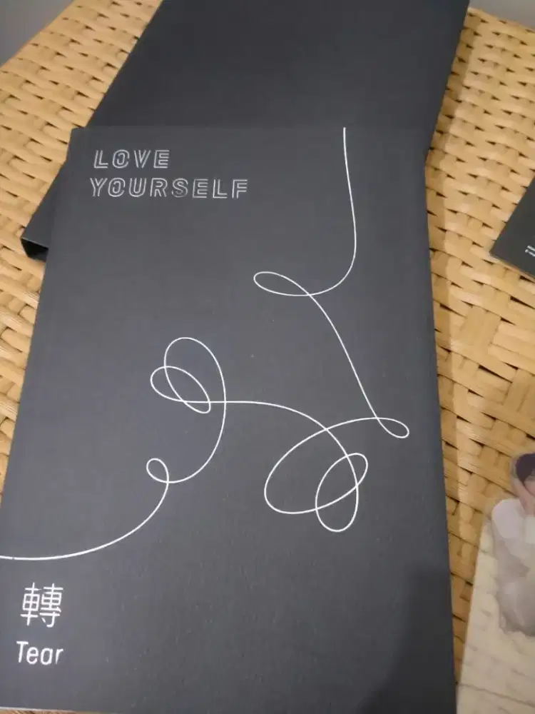 [BTS TEAR] UNSEALED ALBUM, PC, CD, STAND, & POSTER + BONUS