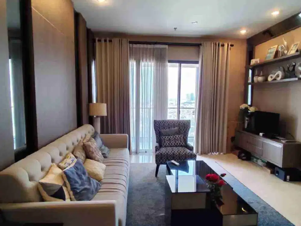 Disewakan Apartemen mewah 2BR The Peak 2101, Tunjungan Plaza, Surabaya Pusat. Samping TP5.