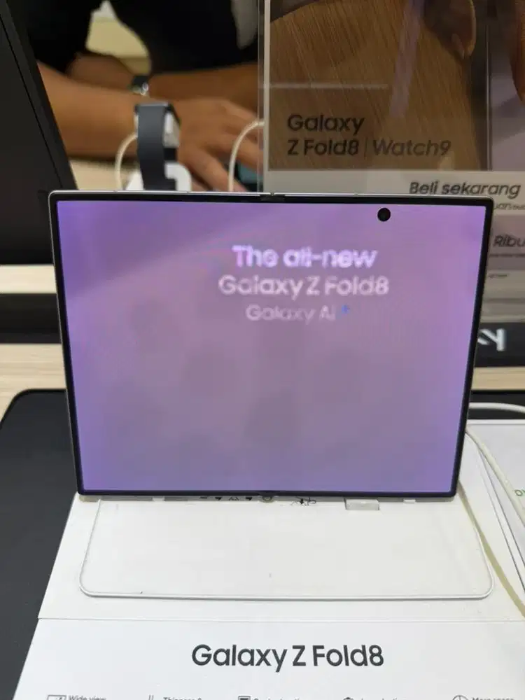 Samsung fold 8 , cicilan bisa