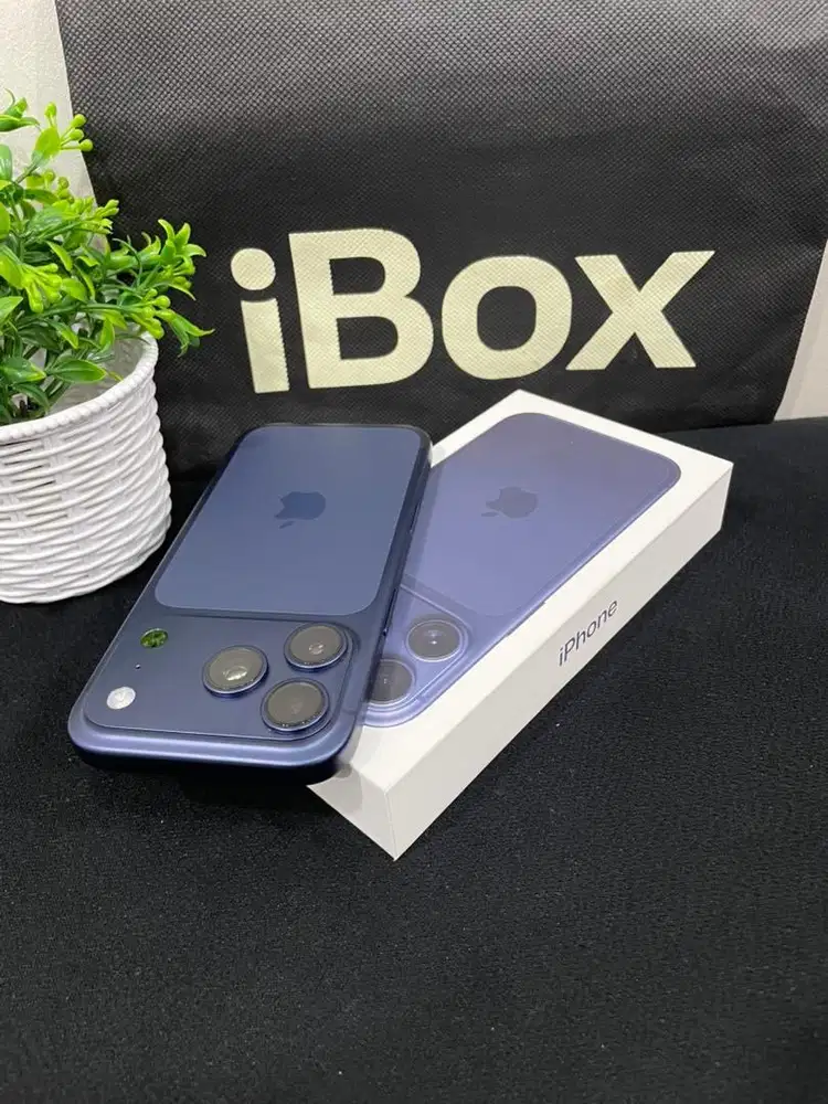 IPhone 17 Pro 256GB iBox Deep Blue Fullset Ori BH 100% 3Utool 100 Grs