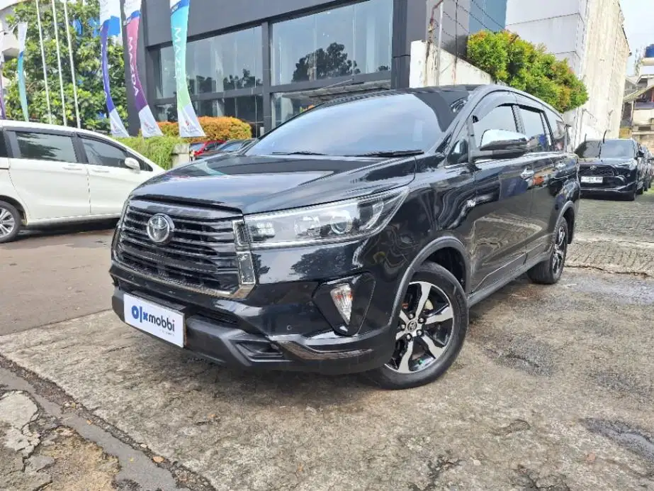 LOW DP Toyota Kijang Innova 2.4 Venturer Solar-AT 2021 PKY