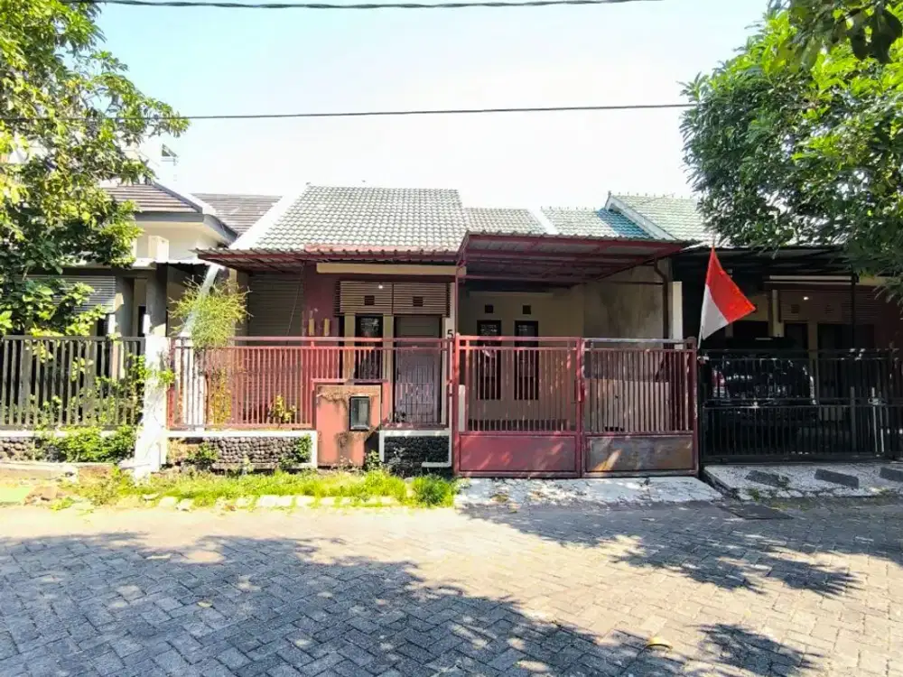 Rumah di Garden Dian Regency Tropodo Juanda Waru Sidoarjo Hadap Utara Row Jalan 3 Mobil