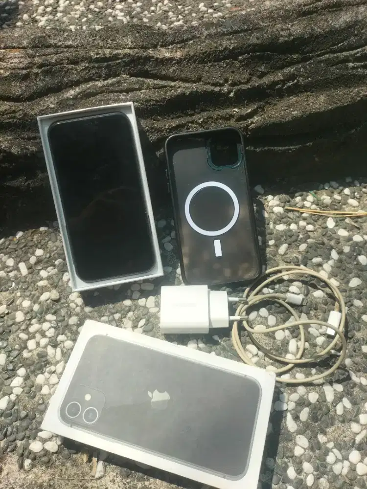iPhone 11 64 Inter