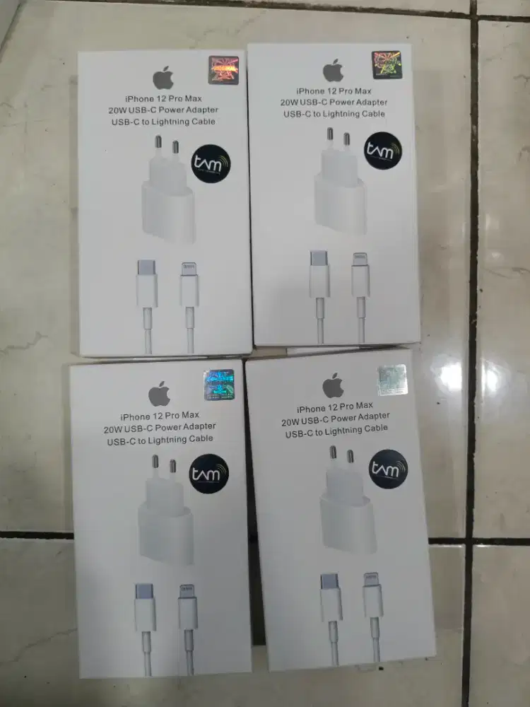 Jual Set Charger baru Handphone I-Phone Ori Lighting to C(20watt)Ready
