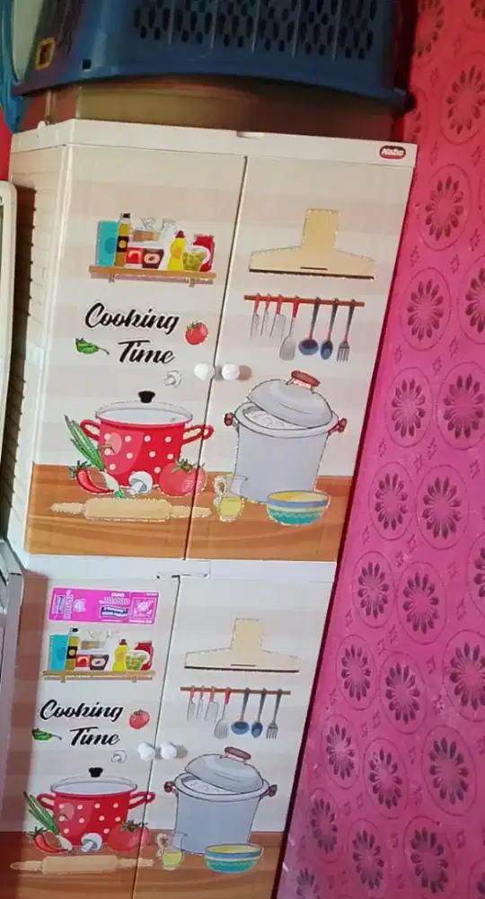 Perlengkapan dapur bekas