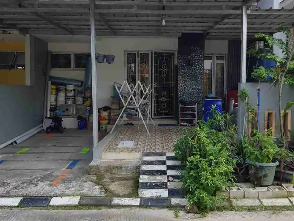 Dijual rumah 2 lantai SHM dekat mall Ciputra