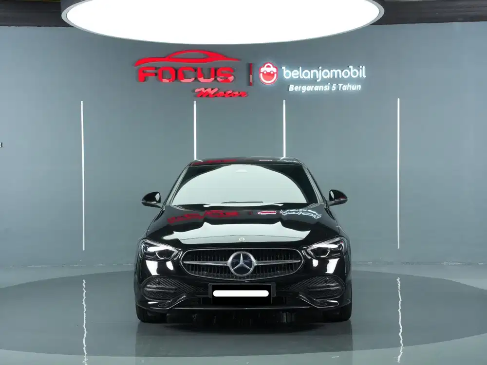 Km 3rb mercedes benz mercy c200 c 200 avantgarde line 2023 hitam