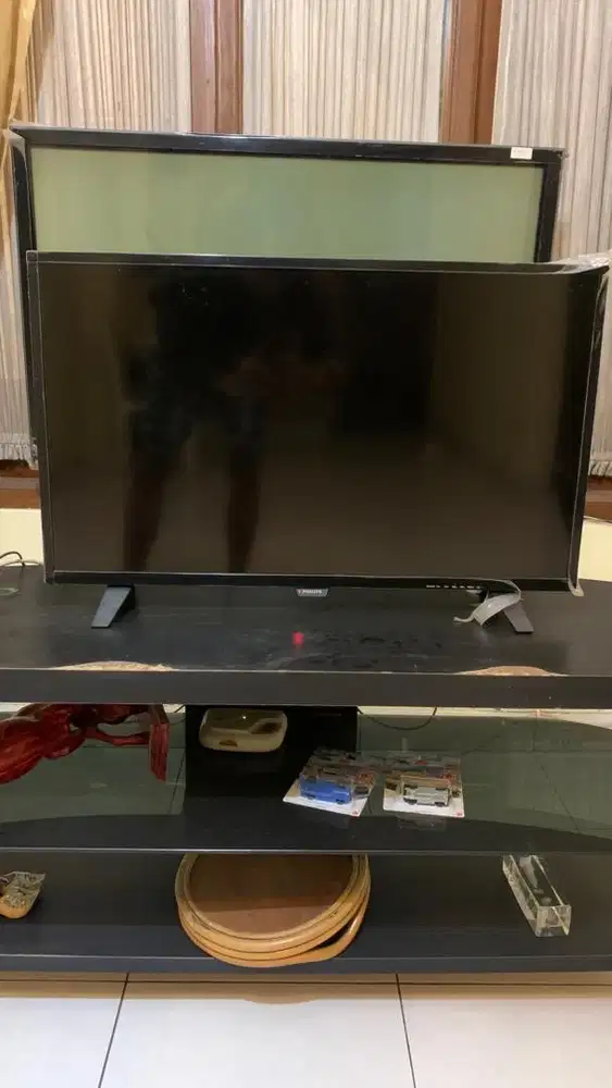 JUAL TV PHILLIPS (32 inch) 32PHT4002S/70