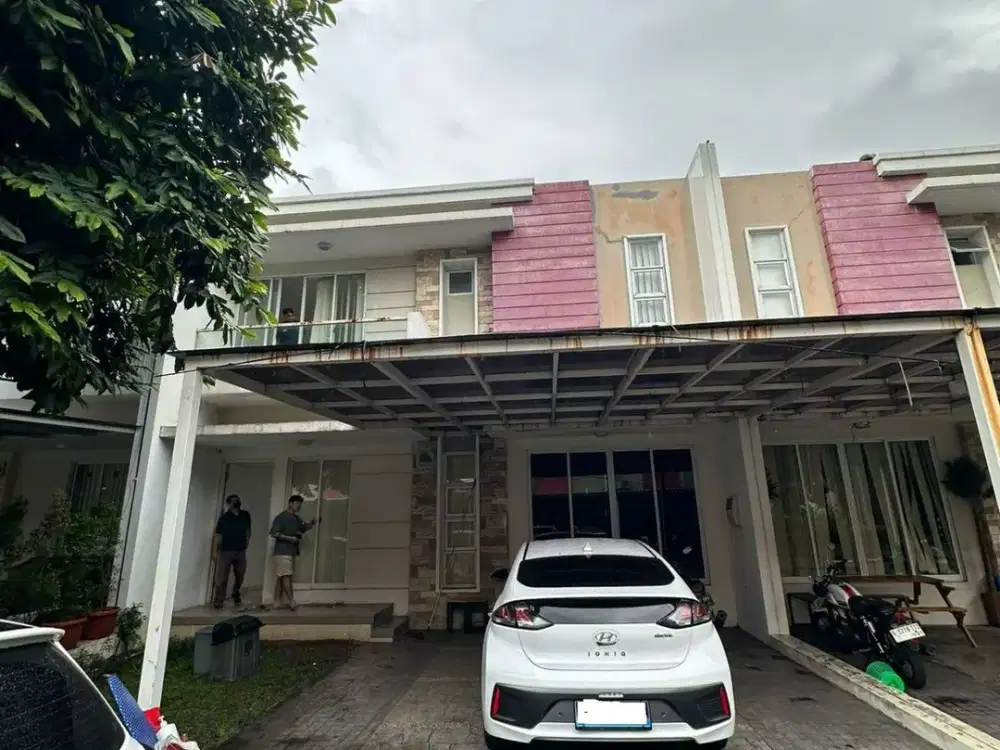 RUMAH BAGUS SIAP HUNI 2 LANTAI DI GREEN LAKE CITY CIPONDOH TANGERANG