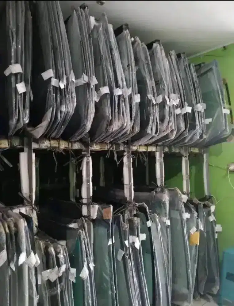 Kaca Mobil Berbagai merk dan jenis