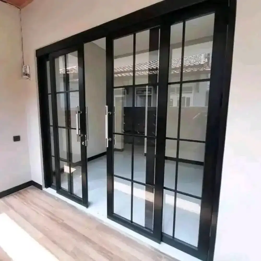 Pintu alumunium kaca