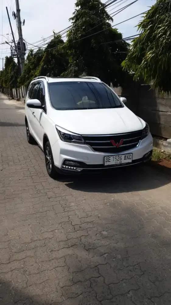 Wuling cortez tahun buatan 2017
