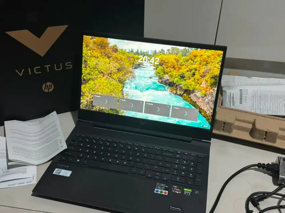 Victus by HP 16 inch  16 gb ryzen 5 nvdia gforce rtx 3060