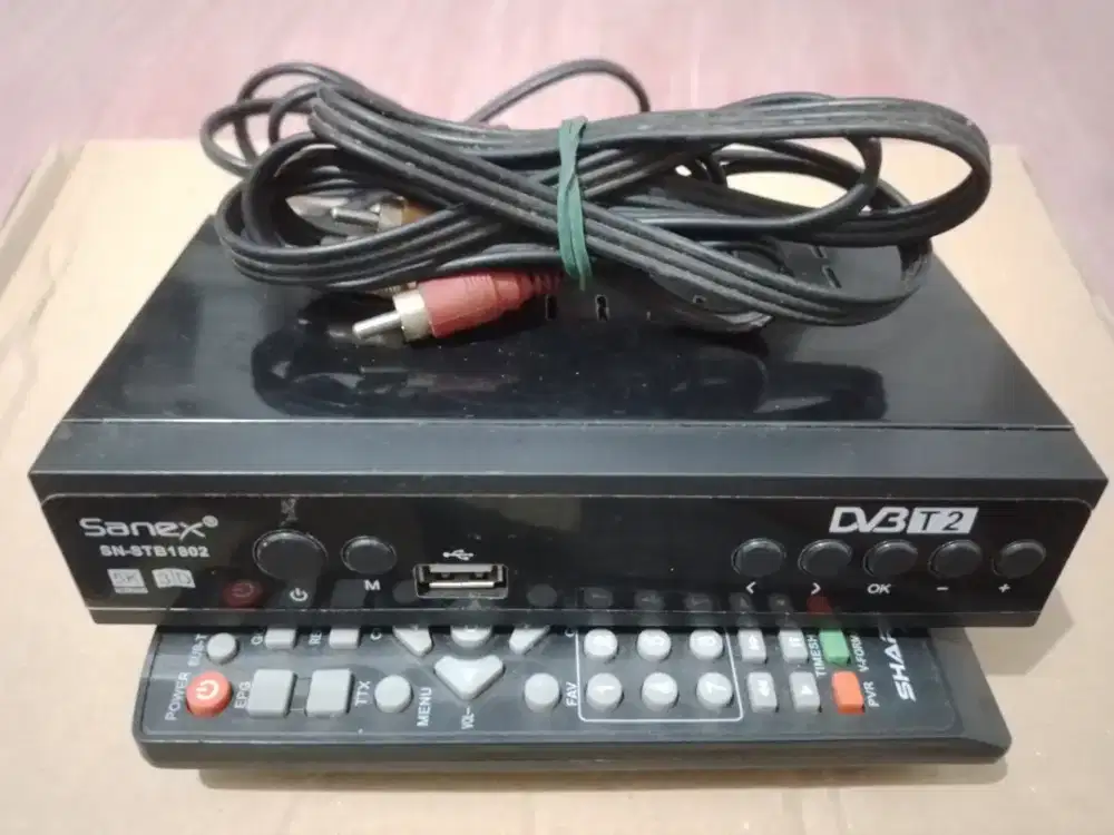 STB Sanex STB1802 + Remote