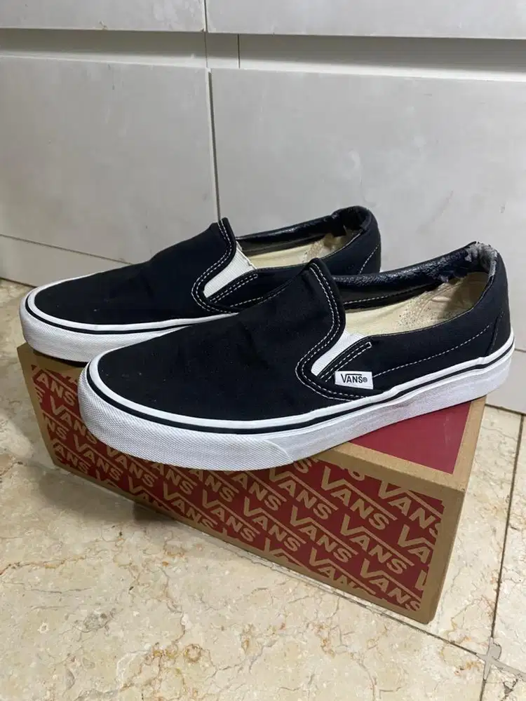Sepatu vans classic slip on original